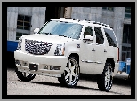 Cadillac, Escalade